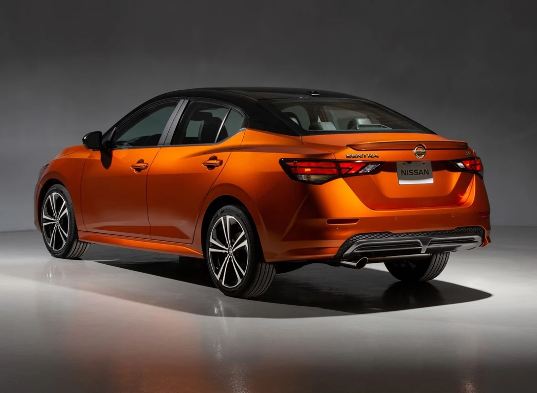 1654236-Nissan-Sentra-2022-03.jpg