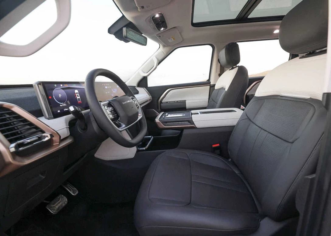 Maxus-eTERRON 9-2025-10.jpg