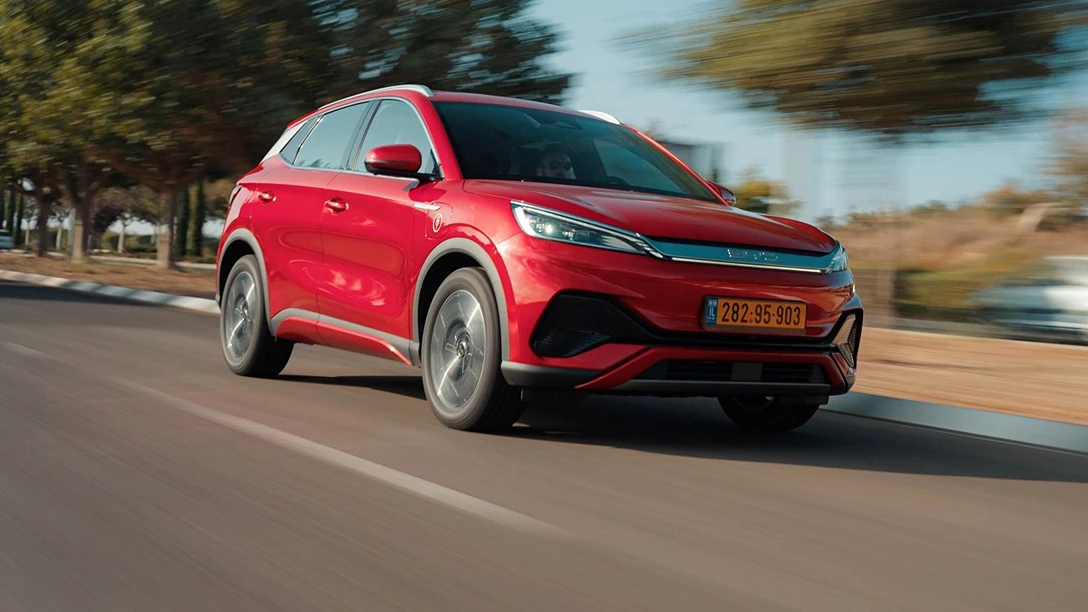 1688575-BYD ATTO 3.00_19_33_24.Still016 copy.jpg