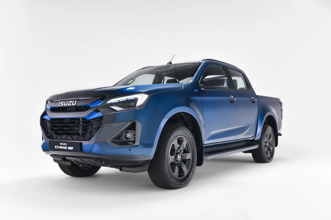 1708497-The New Isuzu D-Max EV (HERO & CAROUSEL).jpg
