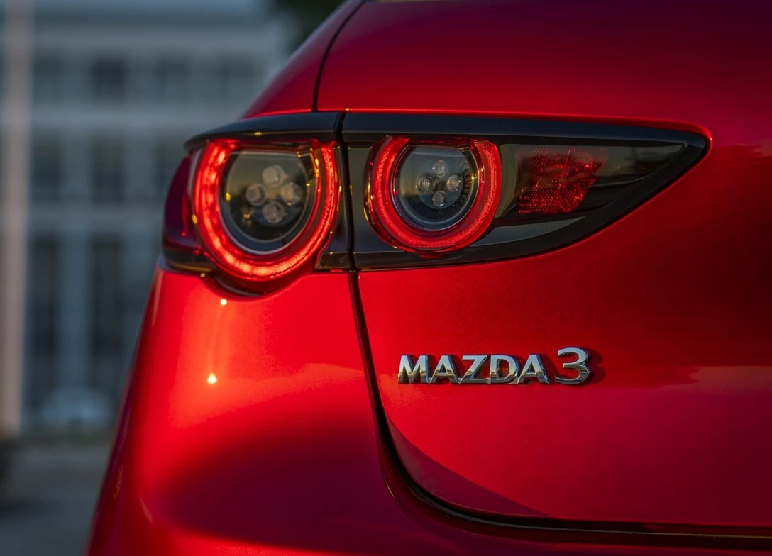 1692021-Mazda-3-2024-11.jpg