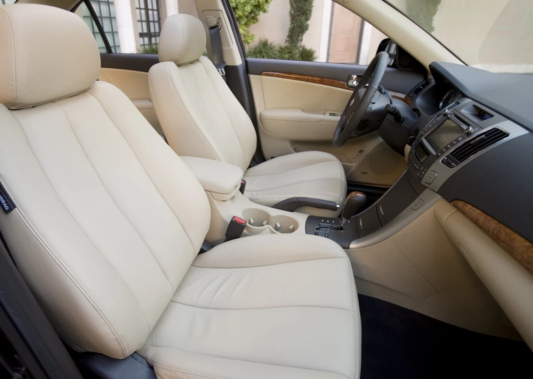 1593570-Hyundai-Sonata 6.jpg