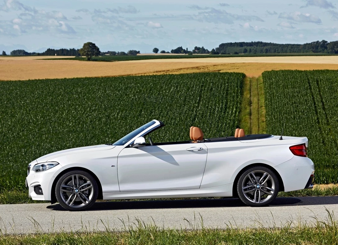 1663434-BMW-2-Series_Convertible-2017 - 02.jpg