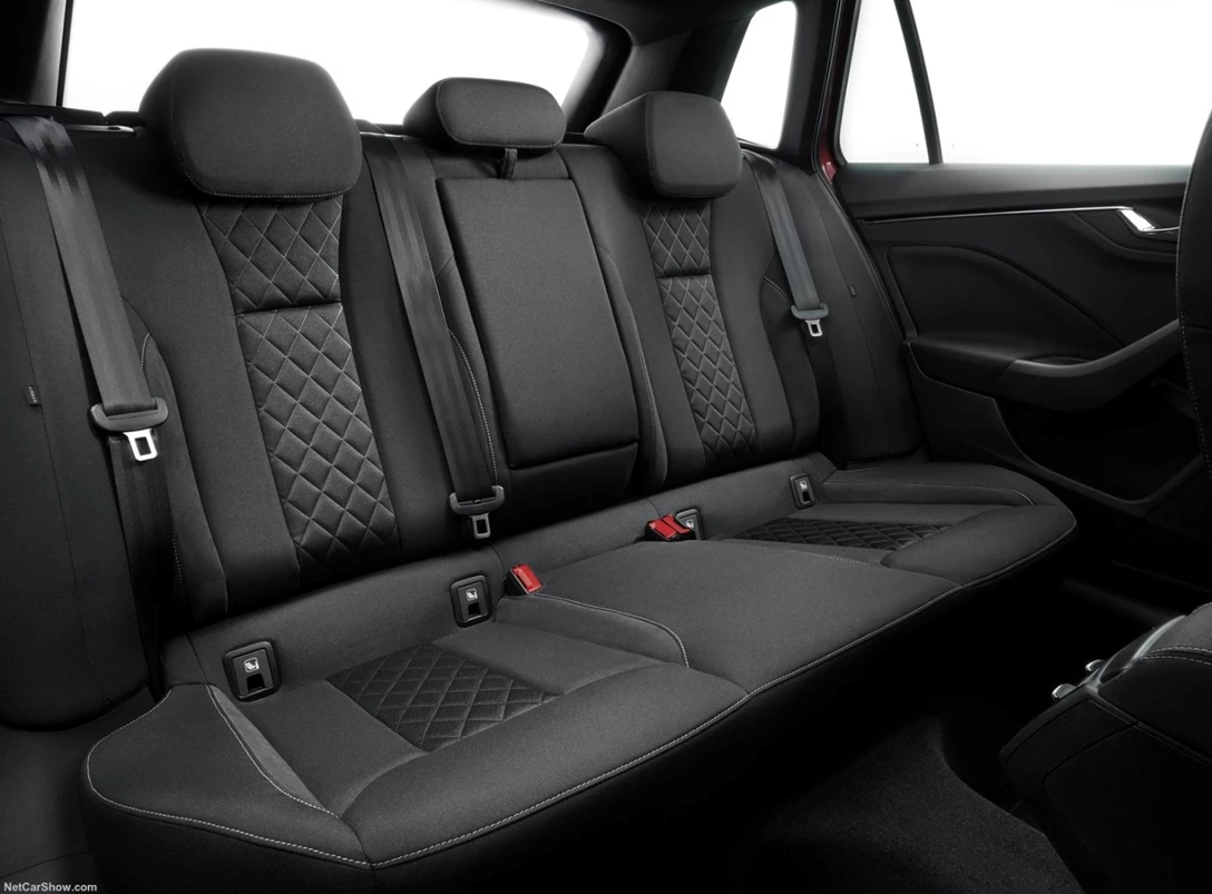 1674520-Skoda-Kamiq_CN-Version-2023-08.jpg