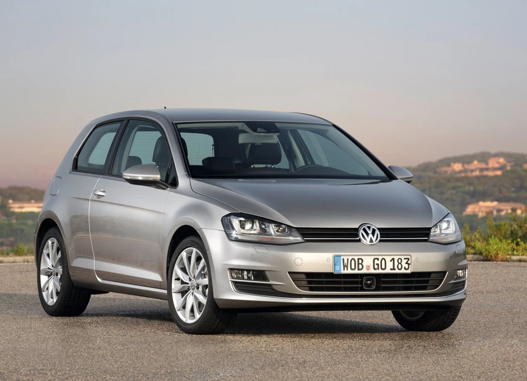 1670261-Volkswagen-Golf-2013-01.jpg