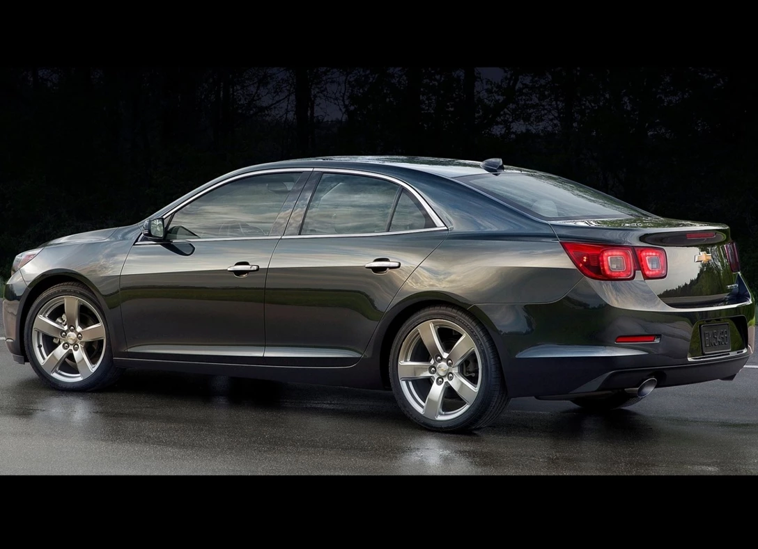 1600741-Chevrolet-Malibu-2014-1600-04 - Copy.jpg