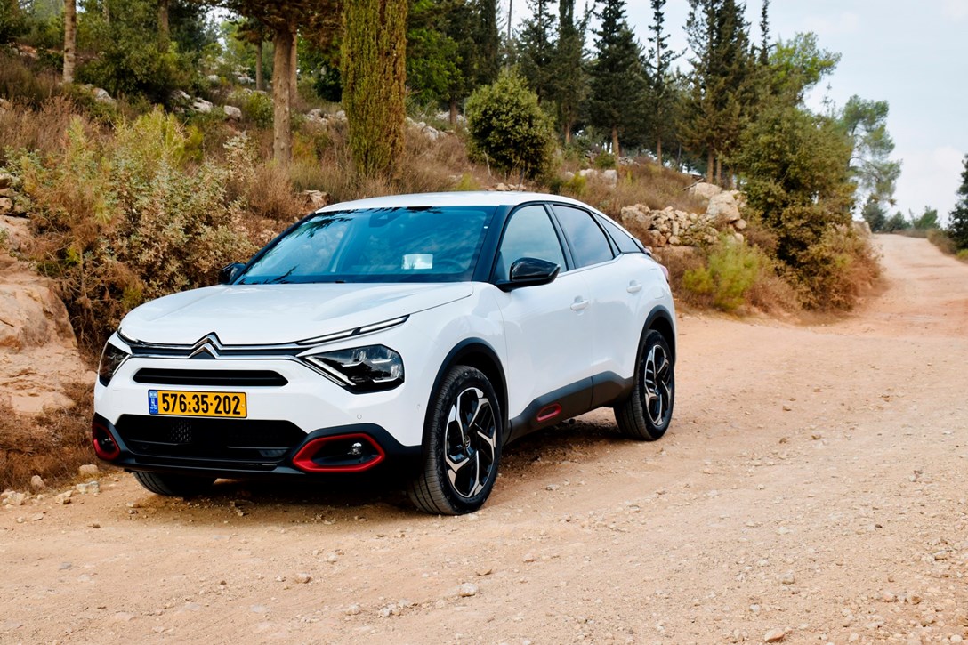 1655088-C4 D - 4.jpeg