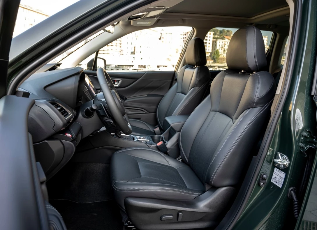 1673812-Subaru-Forester_EU-Version-2023-07.jpg