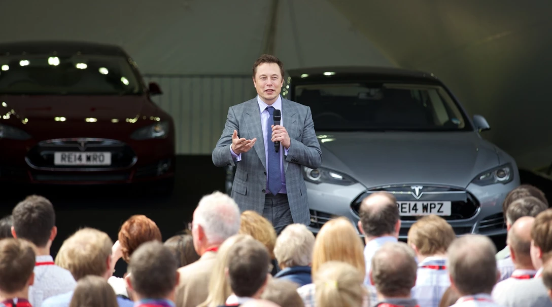 1597116-CEO Elon Musk at RHD Delivery Event.jpg