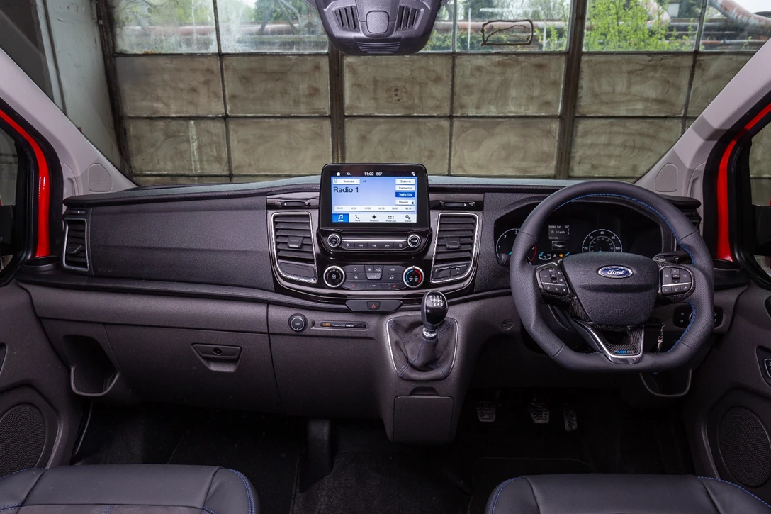 1595189-MS-RT Transit Custom-52.jpg