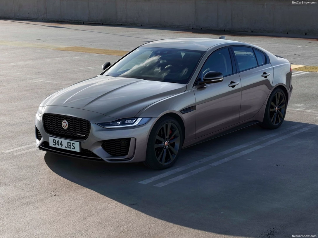 1661805-Jaguar-XE-2021- main.jpg