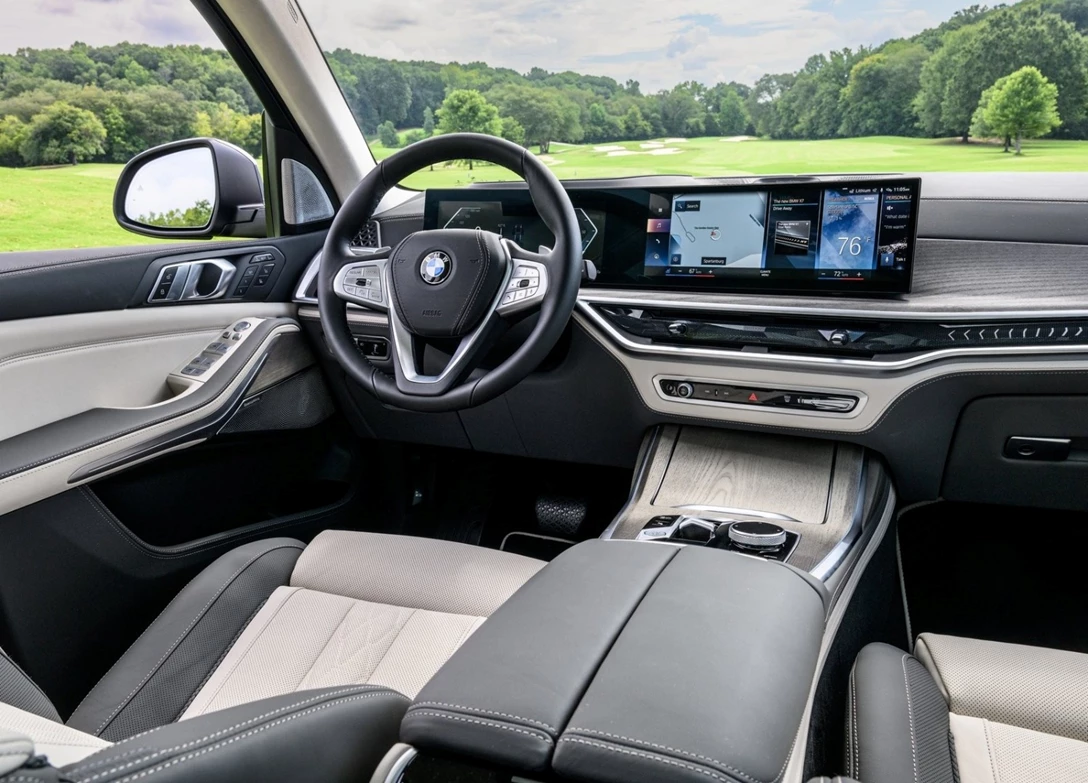 1684231-BMW-X7-2023-05.jpg