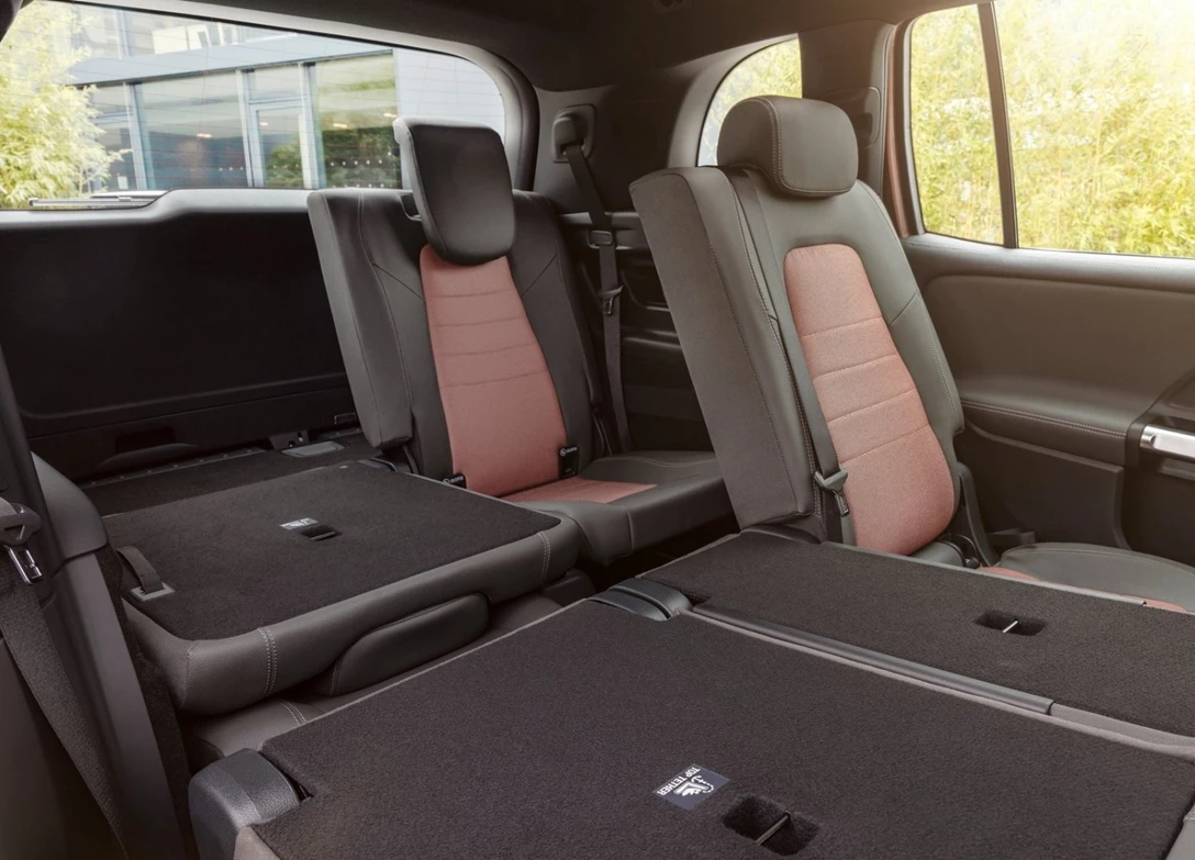 1702489-Mercedes-Benz-EQB-2024 (16).jpg