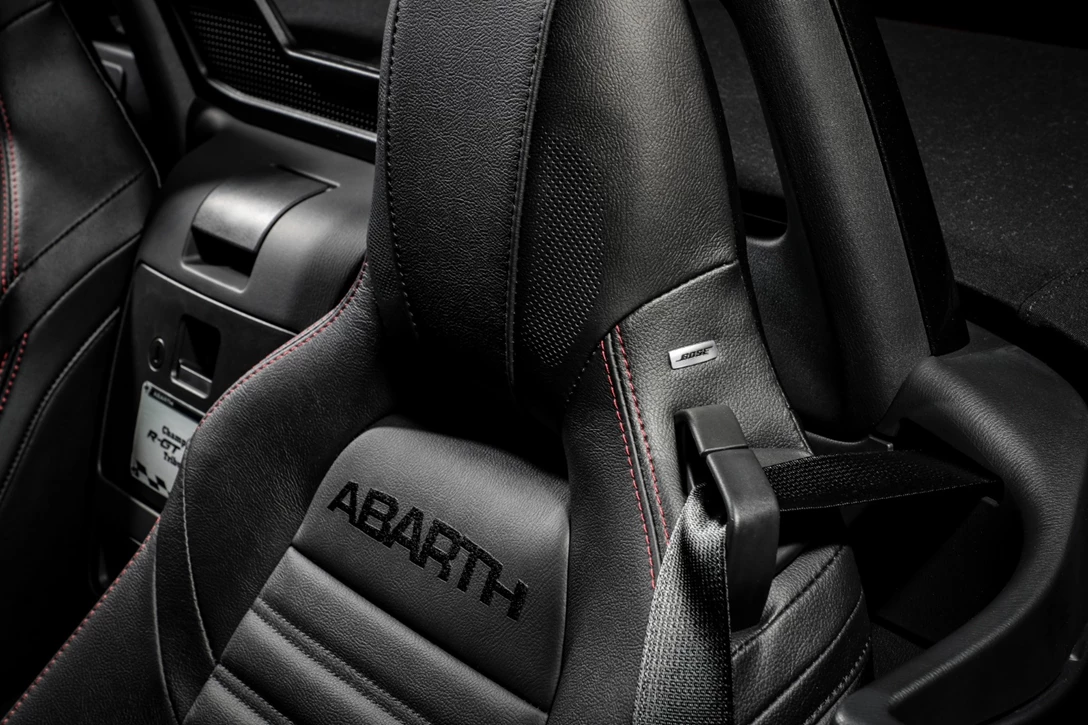 1612874-190225_Abarth_124_Rally_Tribute_35.jpg