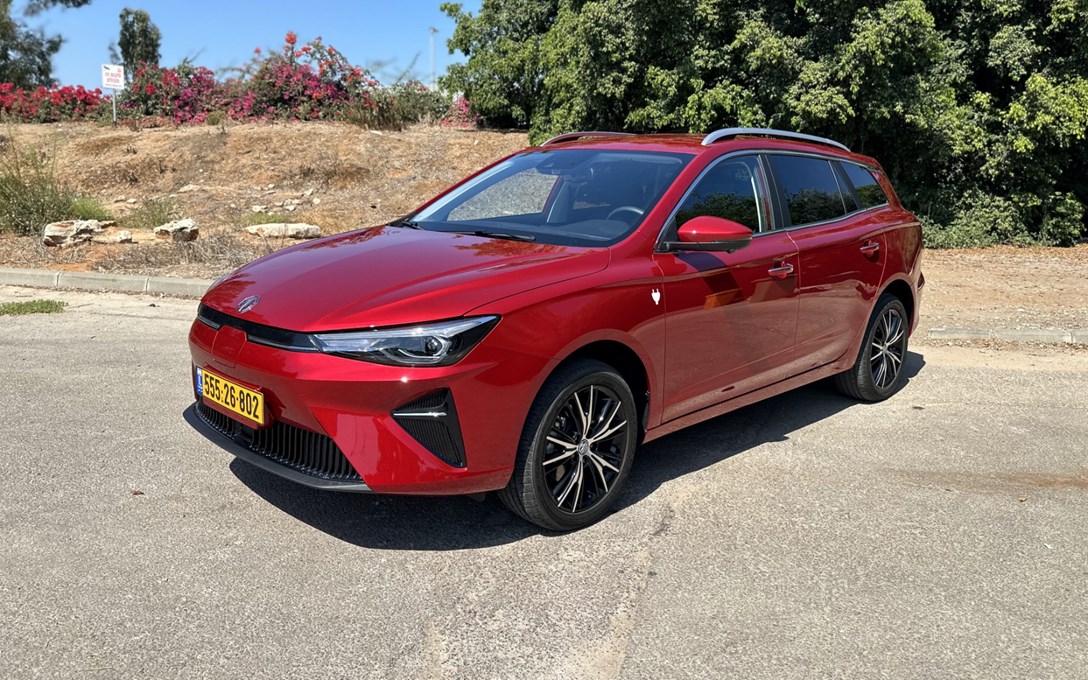 1686013-MG 5 - 101.jpeg