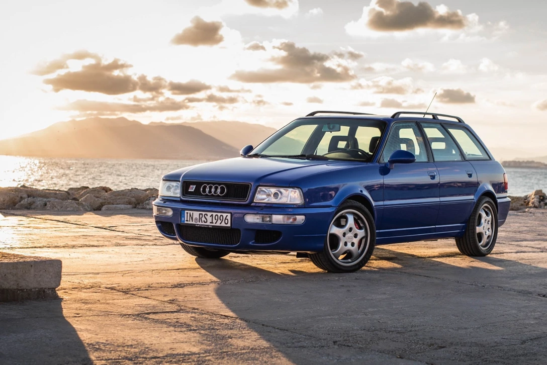 1703394-Audi-RS2_Avant-1993-wallpaper.jpg