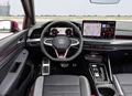 1700365-Volkswagen-Golf-2024-05-FL.jpg