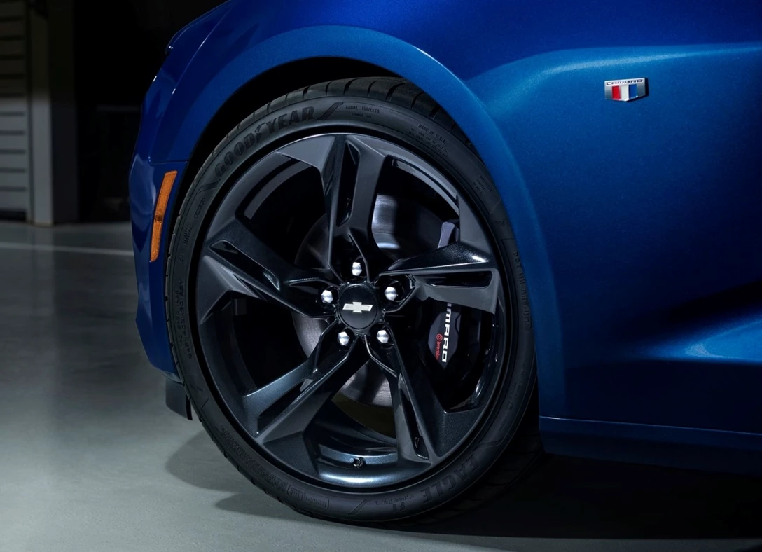1660940-Chevrolet-Camaro-2020-05.jpg
