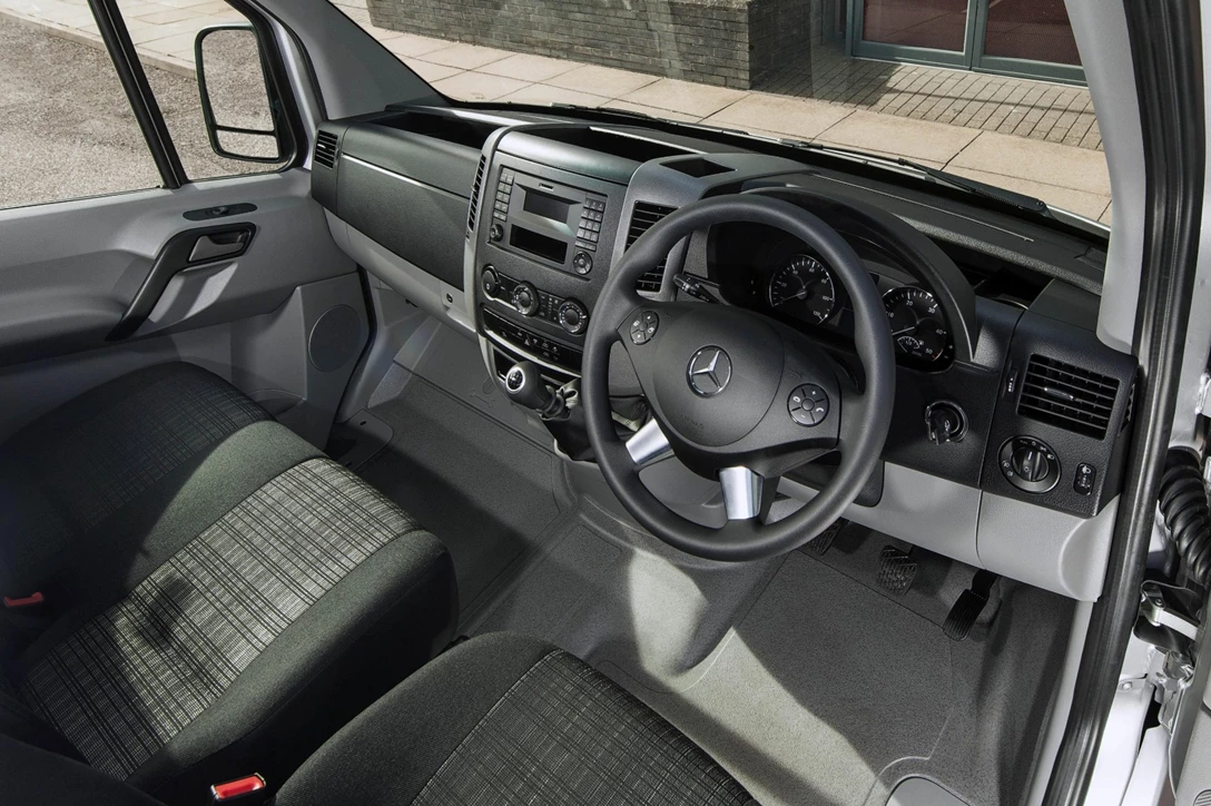 1602220-Sprinter 3.jpg