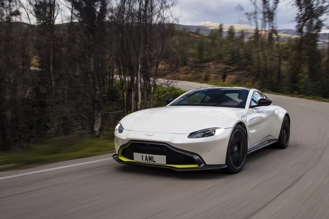 1599132-אסטון מרטין ואנטג מבחן דרכים השקה (25).jpg