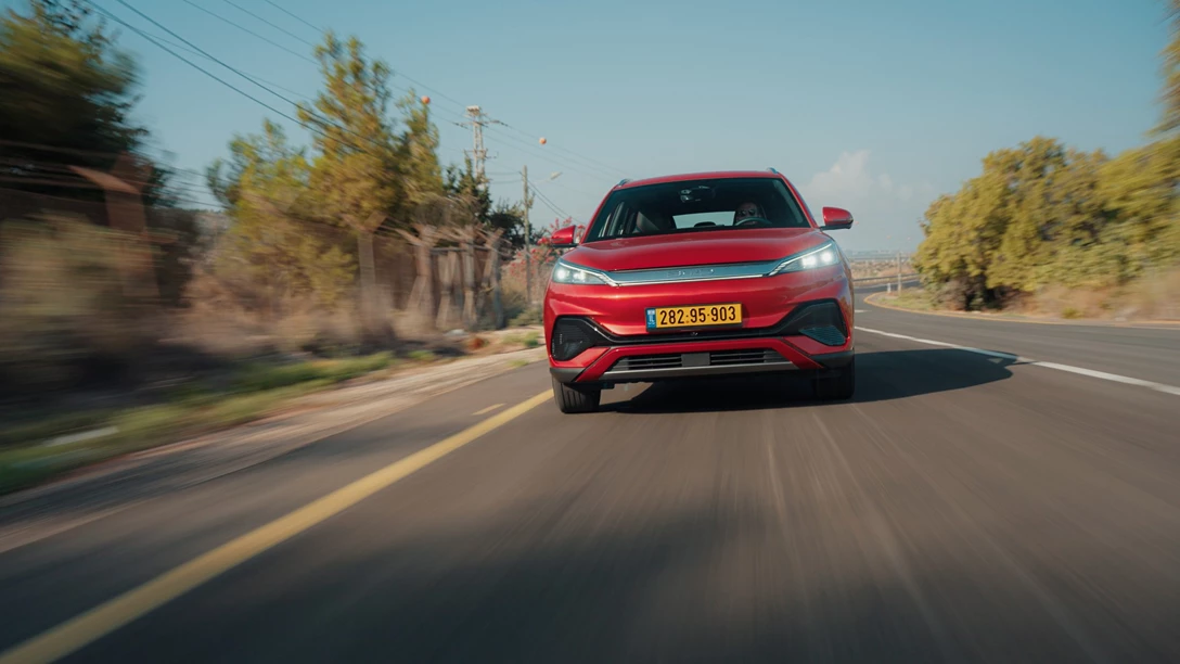 1672438-BYD ATTO 3.00_31_05_22.Still025 copy.jpg