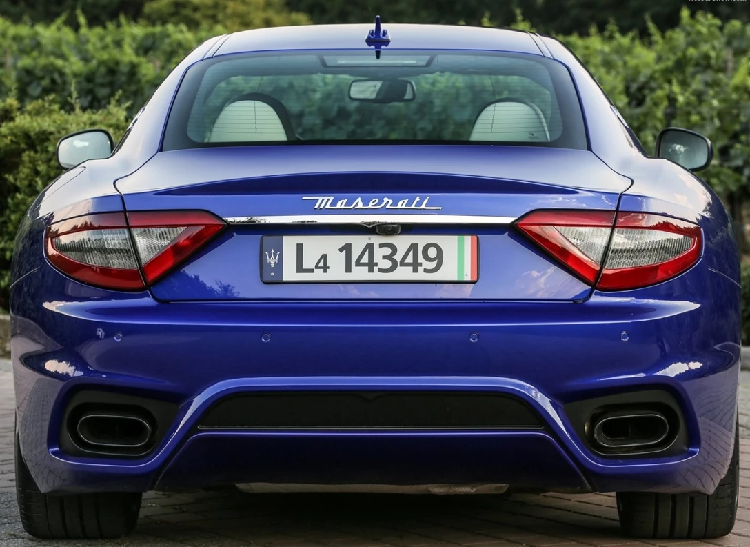 1671267-Maserati-GranTurismo-2019-05.jpg