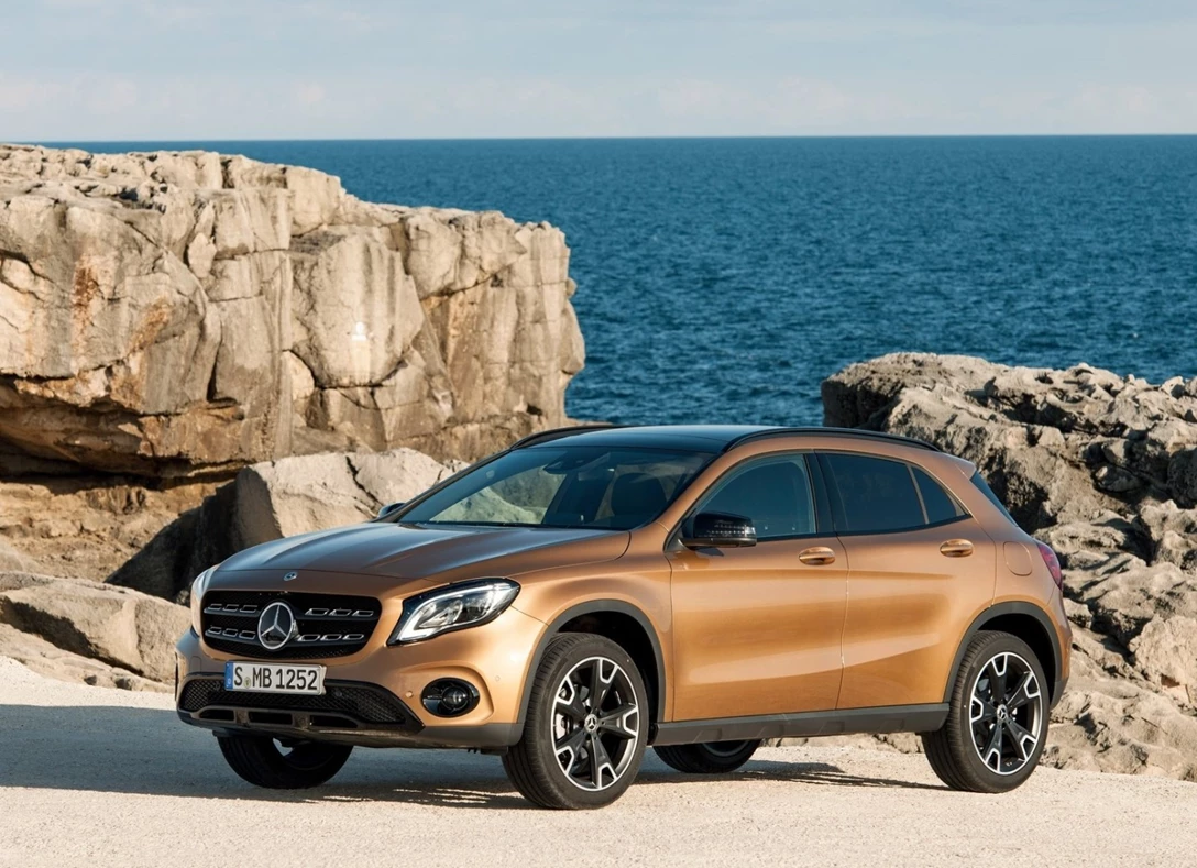 1648771-Mercedes-Benz-GLA-2019-03.jpg