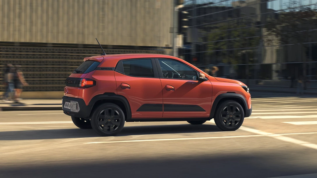 1693836-Nouvelle Dacia SPRING (2)-min.jpg