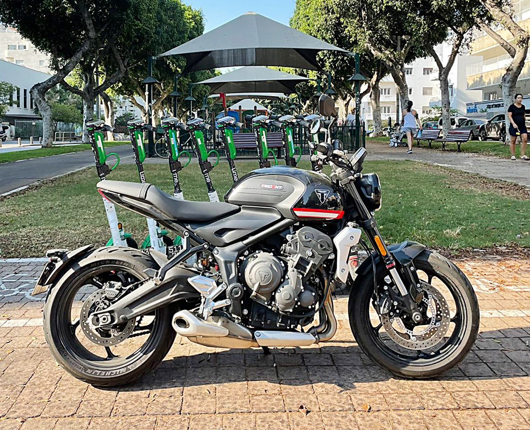 1648932-TRIDENT BIKE.jpeg