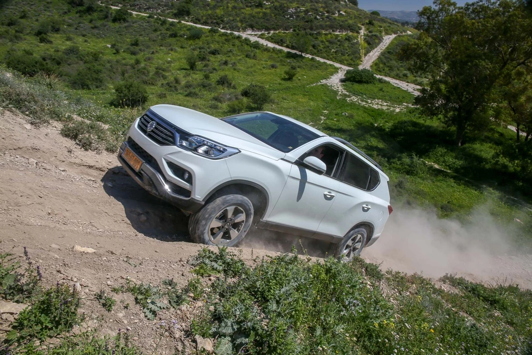 1592748-סאנגיונג רקסטון (13) .jpg