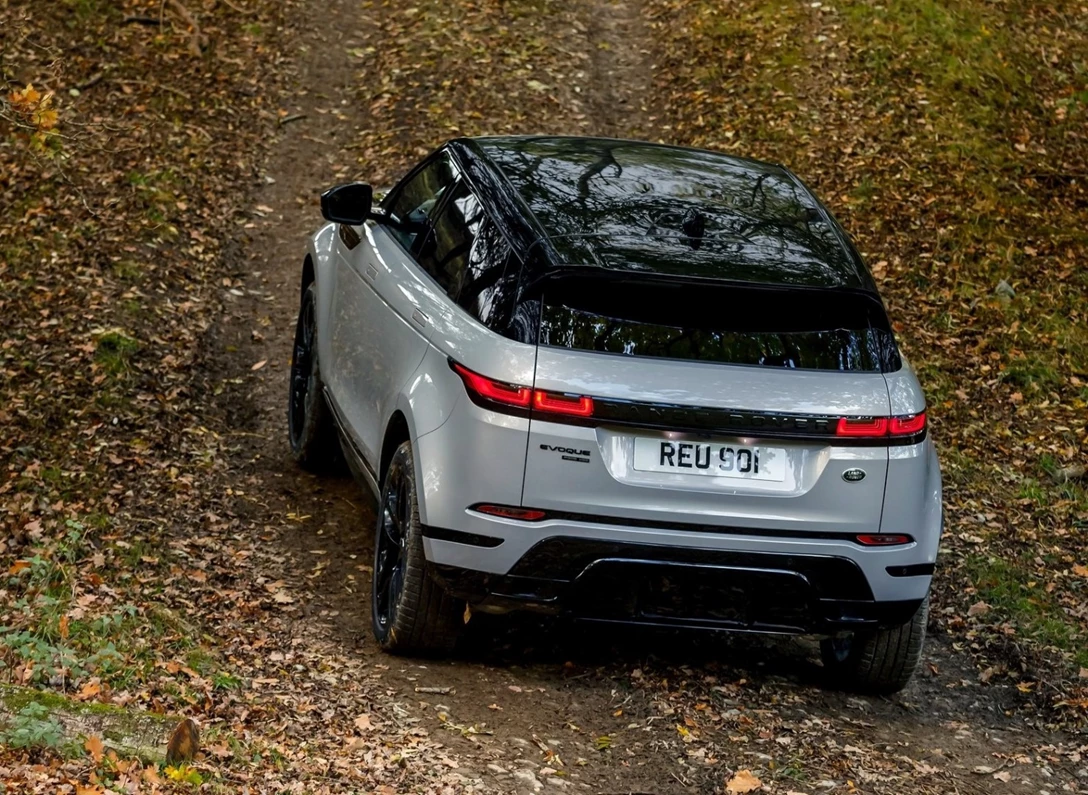 1612165-Land_Rover-Range_Rover_Evoque-2019-06.jpg