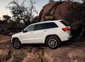 1658445-Jeep-Grand_Cherokee-2019-02.jpg