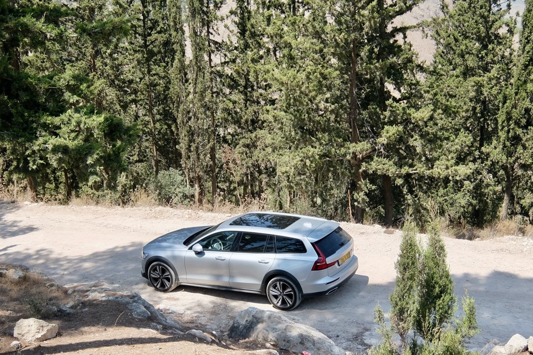 1635137-וולוו V60 קרוס קאנטרי - 4.jpeg