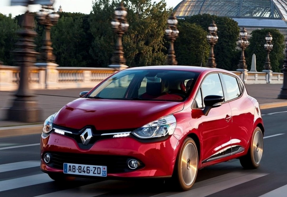 1653215-Renault-Clio-2015-video.jpg