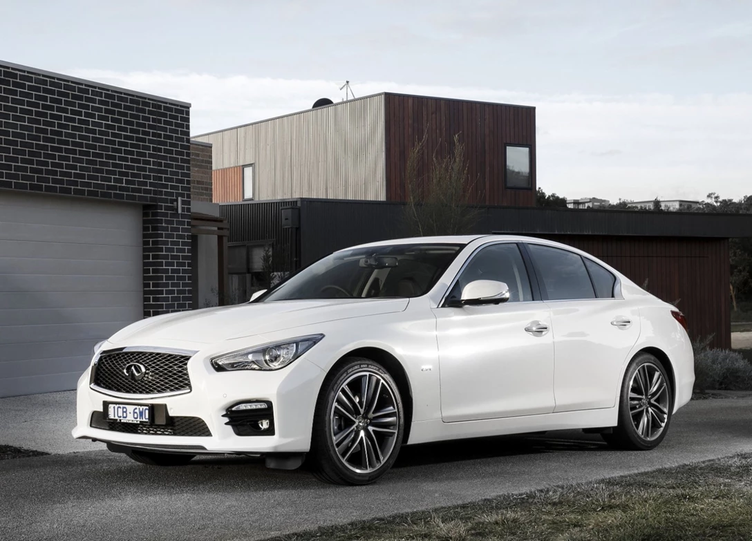 1669985-Infiniti-Q50-2016-04.jpg
