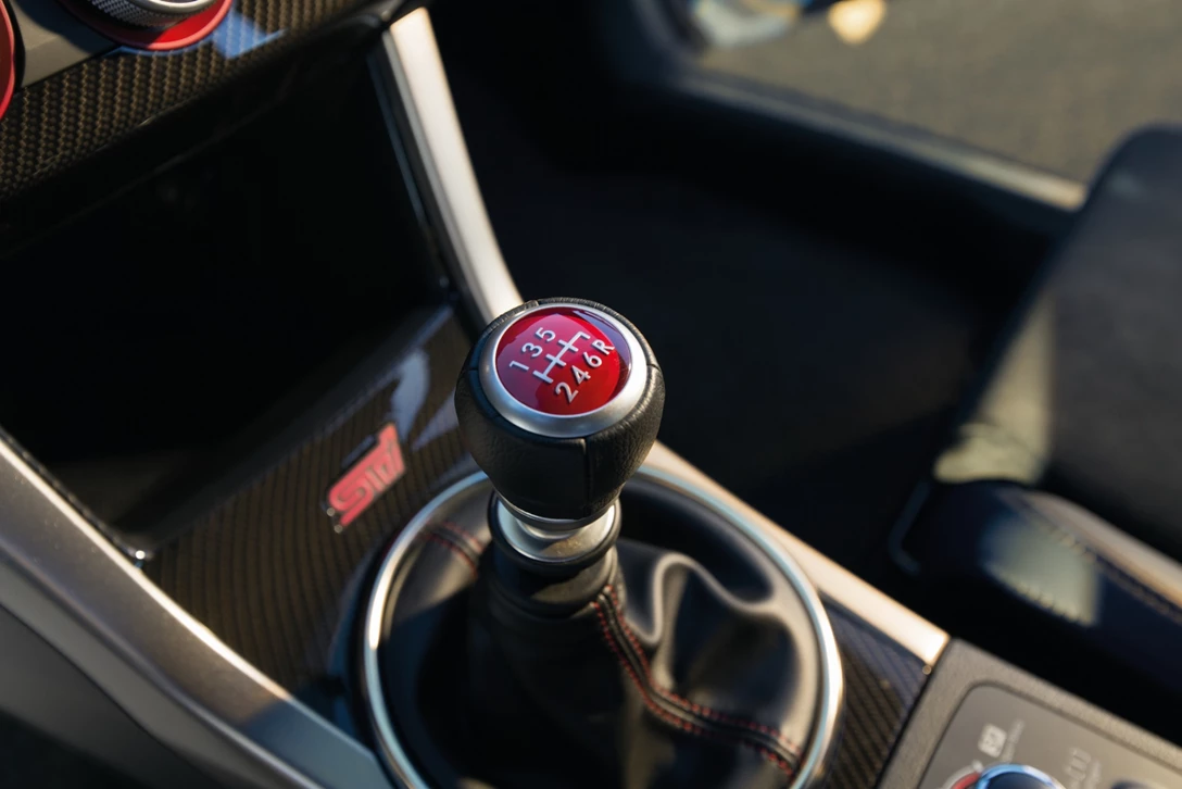 סובארו WRX STI