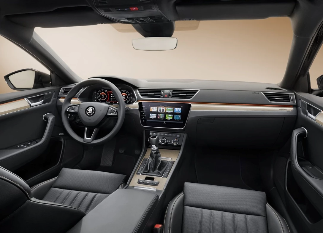 1674380-Skoda-Superb_iV-2023-05.jpg