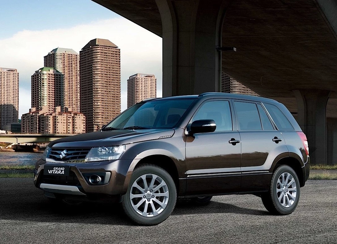 1671637-Suzuki-Grand_Vitara-2015-04.jpg