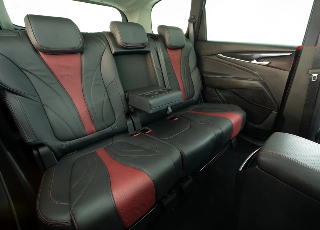 1639839-Maxus_EUniq 5-2021-12.jpg