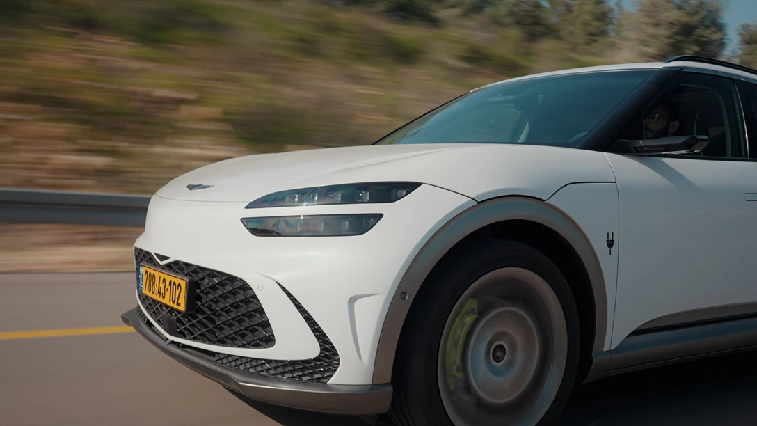 1679096-אוטו השנה 2023.00_38_43_16.Still034 copy-min.jpg