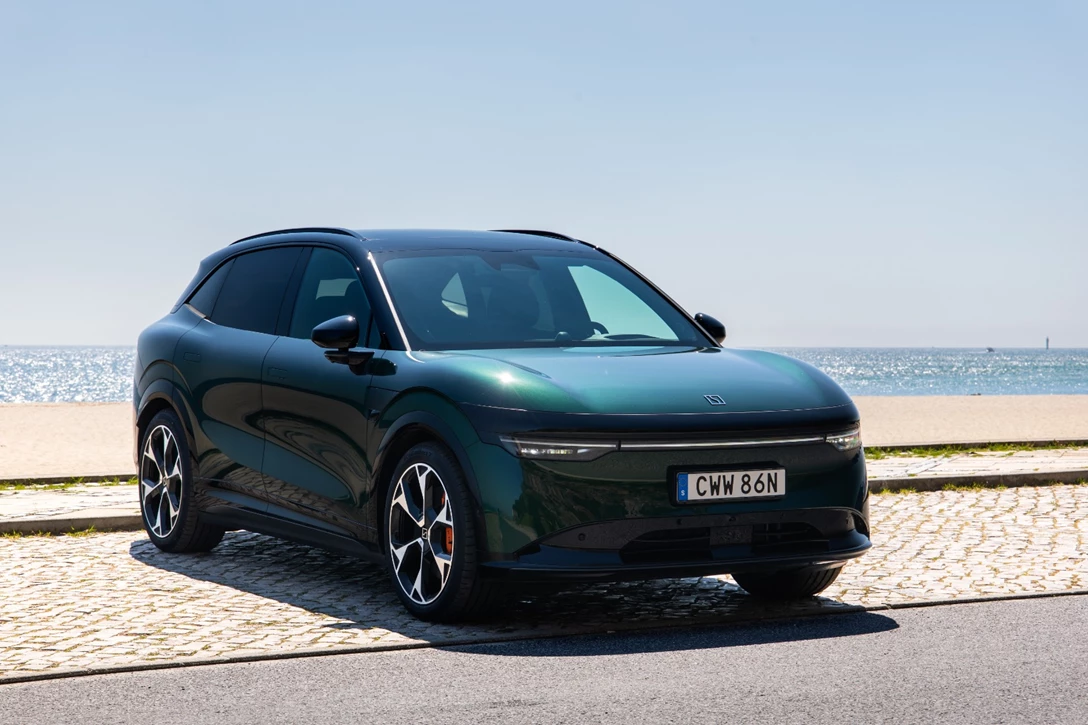 1708011-Zeekr_7X_Forest Green_005.jpg