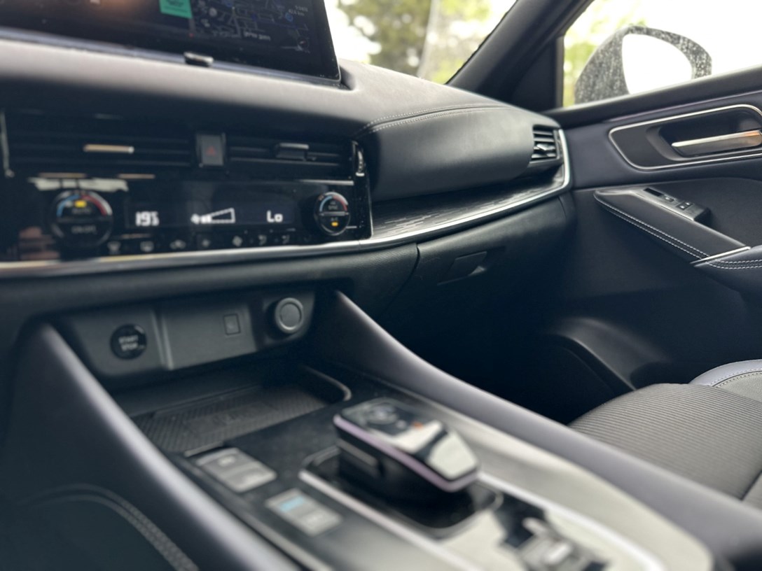 1683037-QASH HYB13 - 8-min.jpeg