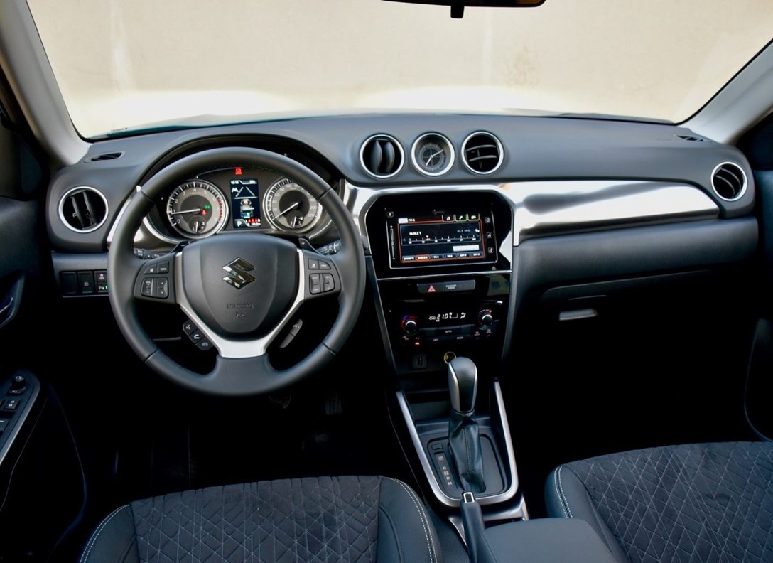 1673908-Suzuki-Vitara-2023-06.jpeg