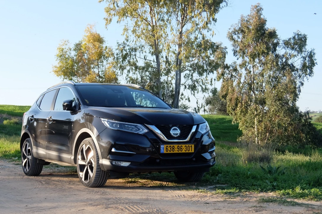 1612063-ניסאן קשקאי 1.3 ל' (3).JPG