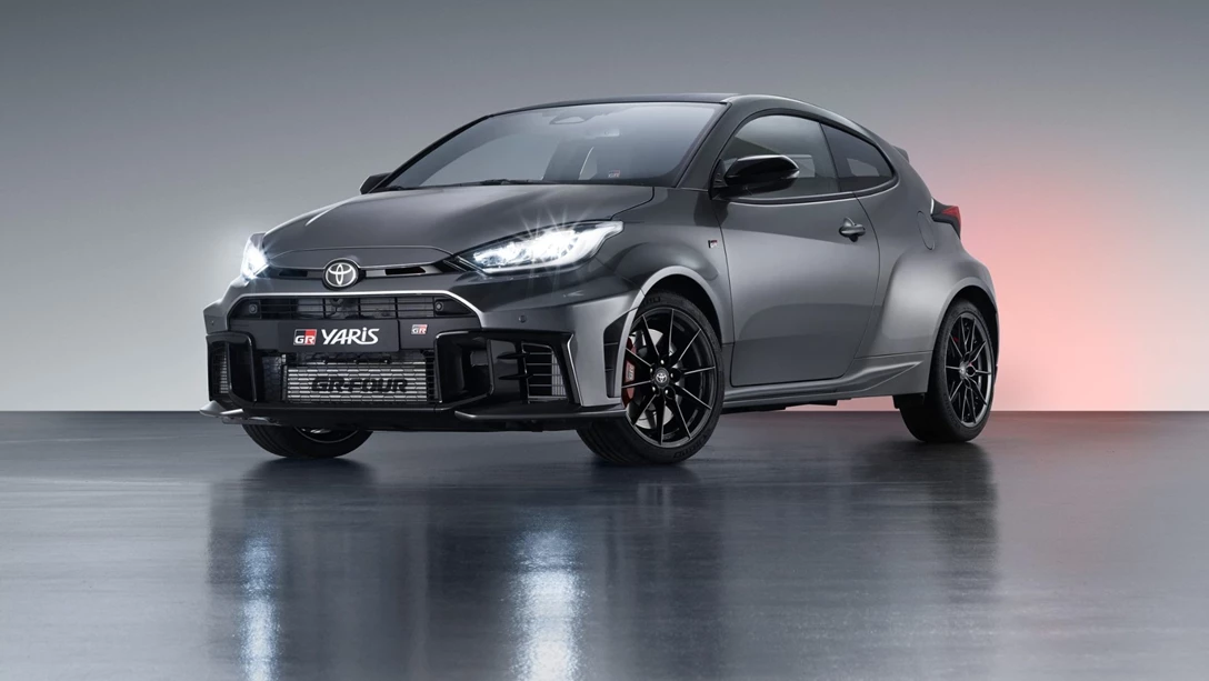 1695672-toyota-yaris-gr-front-3-4-scaled.jpg