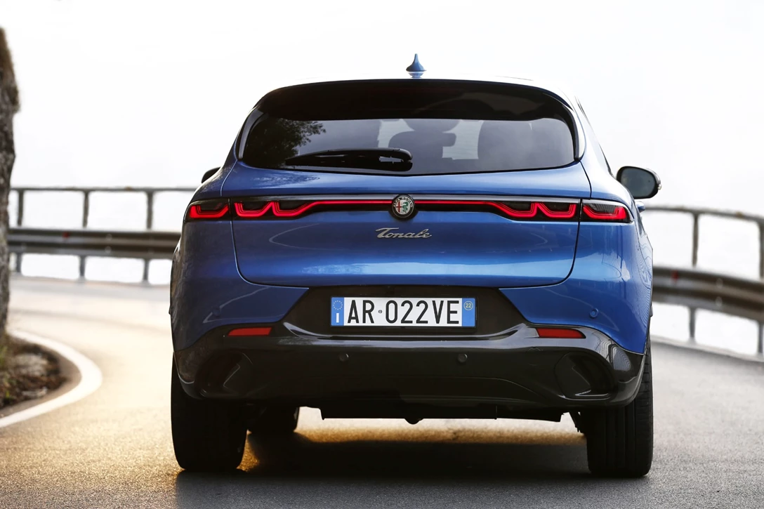 1663501-25_Alfa Romeo Tonale-min.JPG