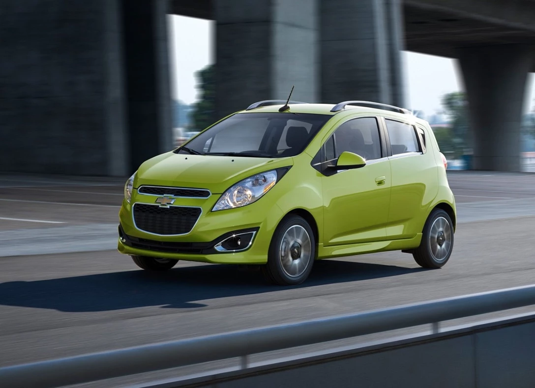 1642739-Chevrolet-Spark-2015-05.jpg