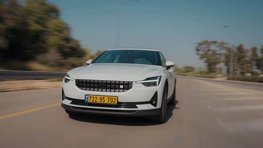 1679085-אוטו השנה 2023.01_01_36_24.Still061 copy-min.jpg