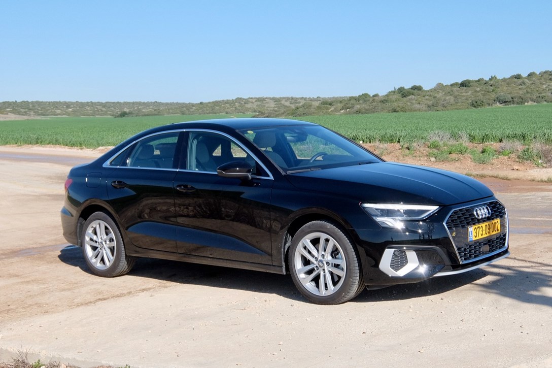 1639267-אודי A3 סדאן מבחן דרכים - 6.jpeg