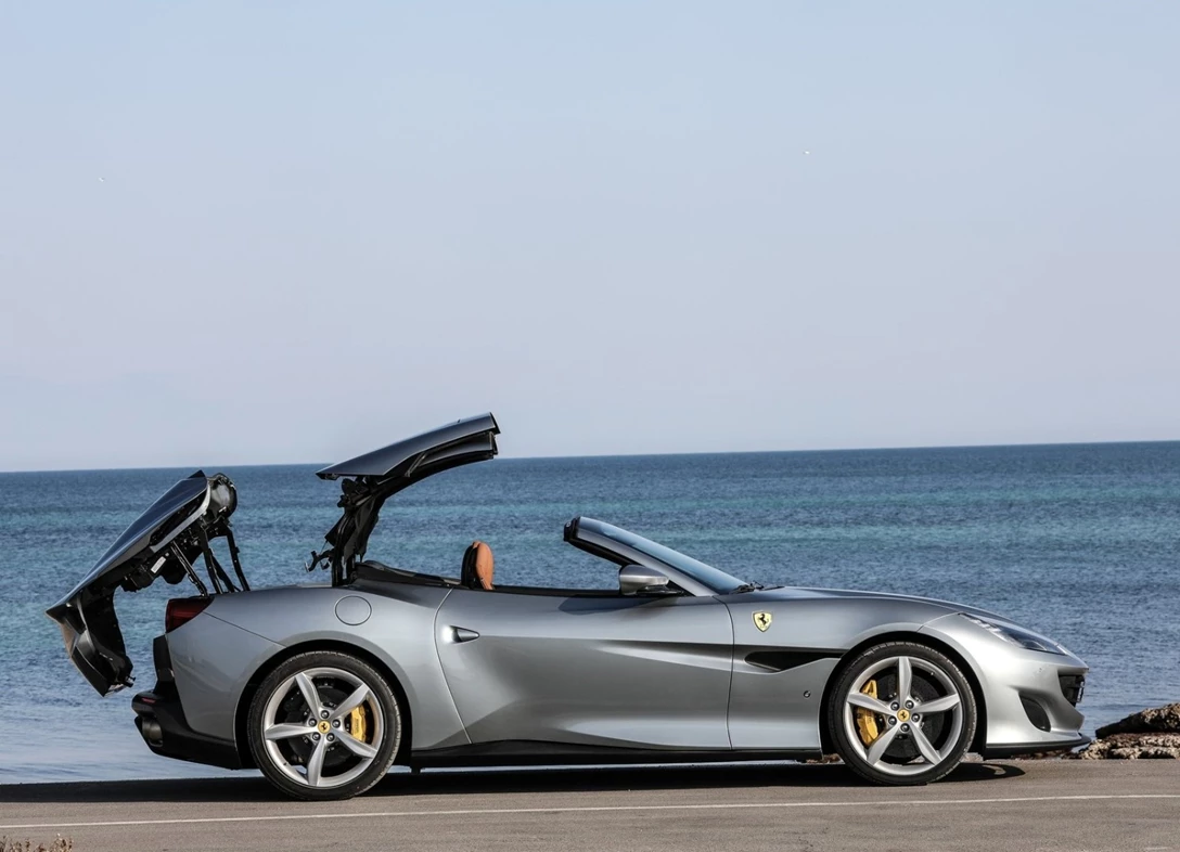 1684724-Ferrari-Portofino-2023-06.jpg